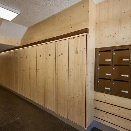 Sud Pour 2 Pers Avec Balcon - - Fr-1-263-29 Valloire