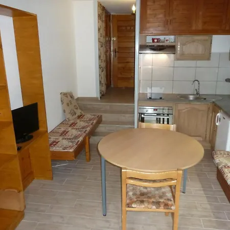 Confortable Pour 2 Avec Balcon Expose Sud A Valloire, Pres Des Pistes Et Des Commerces - Fr-1-263-29