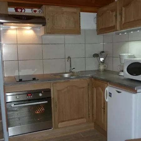 Confortable Pour 2 Avec Balcon Expose Sud A Valloire, Pres Des Pistes Et Des Commerces - Fr-1-263-29