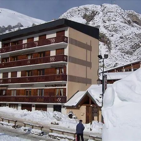 Confortable Pour 2 Avec Balcon Expose Sud A Valloire, Pres Des Pistes Et Des Commerces - Fr-1-263-29 Apartment Valloire